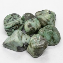 Pierre roulée en pierre Emeraude